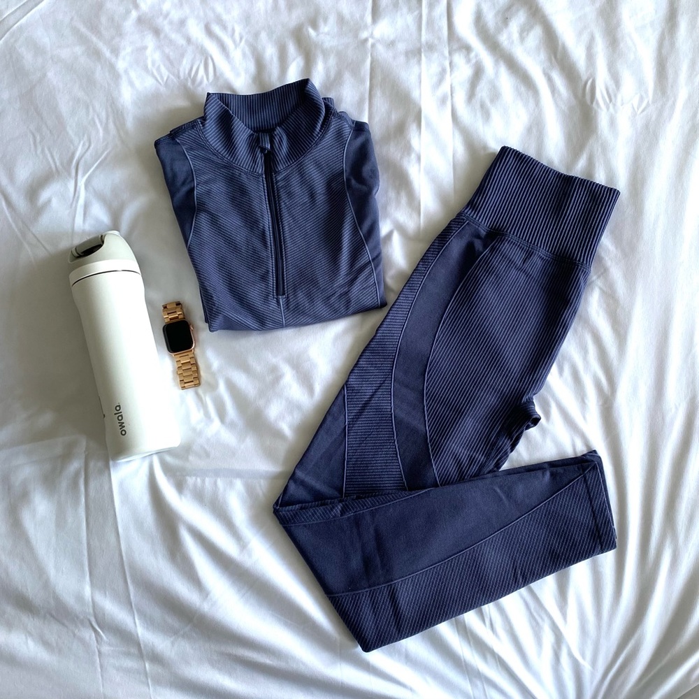 Seamless Quarter Zip Rib-Panelled Top and Pants Set